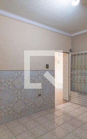 Casa à venda com 99m², 1 quarto e 1 vaga