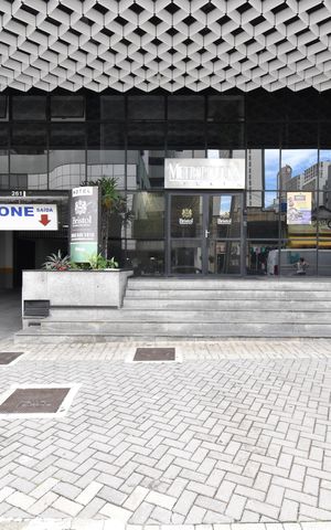 Apartamento à venda com 67m², 1 quarto e sem vagaFachada