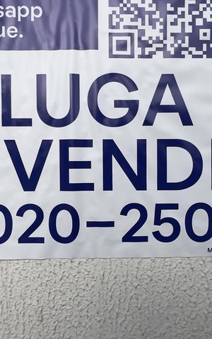 Apartamento à venda com 59m², 2 quartos e 1 vaga Apartamento à venda com 59m², 2 quartos e 1 vagaPlaca