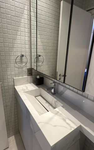 Apartamento para alugar com 82m², 2 quartos e 1 vaga Apartamento para alugar com 82m², 2 quartos e 1 vagaBanheiro da Suíte