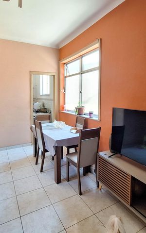 Apartamento à venda com 66m², 3 quartos e sem vaga Apartamento à venda com 66m², 3 quartos e sem vagaSala
