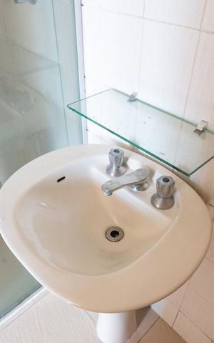 Apartamento à venda com 80m², 3 quartos e 1 vaga Apartamento à venda com 80m², 3 quartos e 1 vagaBanheiro da Suíte