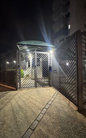 Apartamento à venda com 76m², 2 quartos e 1 vaga Apartamento à venda com 76m², 2 quartos e 1 vagaFachada
