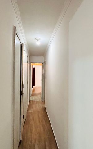 Apartamento à venda com 130m², 2 quartos e 1 vaga Apartamento à venda com 130m², 2 quartos e 1 vagaCorredor