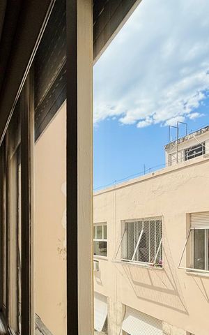 Apartamento à venda com 130m², 2 quartos e 1 vaga Apartamento à venda com 130m², 2 quartos e 1 vagaVista do Quarto 2