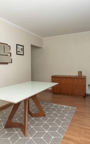 Apartamento à venda com 85m², 3 quartos e 2 vagas Apartamento à venda com 85m², 3 quartos e 2 vagasSala de Jantar