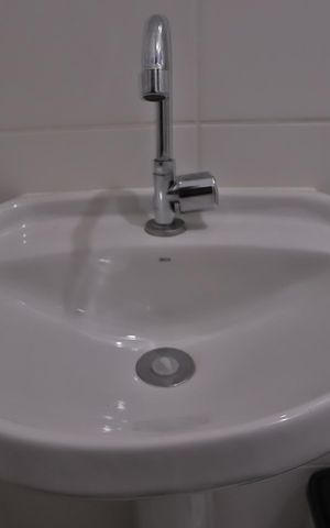 Apartamento à venda com 27m², 1 quarto e sem vaga Apartamento à venda com 27m², 1 quarto e sem vagaBanheiro Social