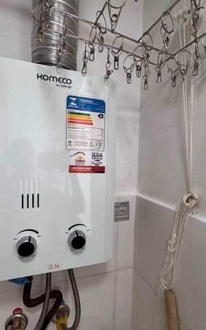 Apartamento à venda com 44m², 2 quartos e 1 vaga Apartamento à venda com 44m², 2 quartos e 1 vagaCozinha e Área de Serviço