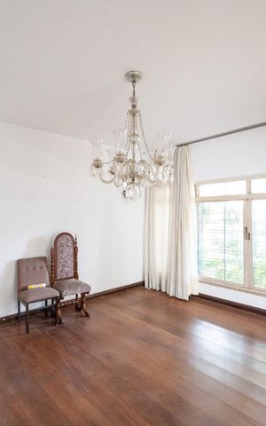 Casa para alugar com 800m², 3 quartos e 3 vagas Casa para alugar com 800m², 3 quartos e 3 vagasSala 1