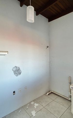 Casa à venda com 156m², 4 quartos e 2 vagasÁrea de Serviço