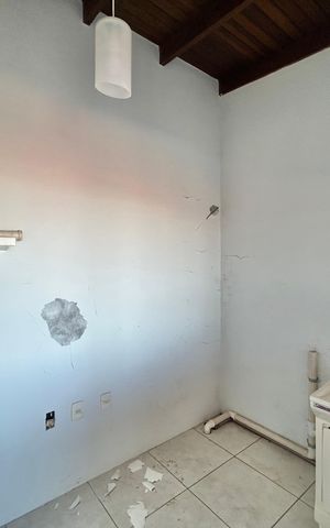 Casa à venda com 156m², 4 quartos e 2 vagasÁrea de Serviço