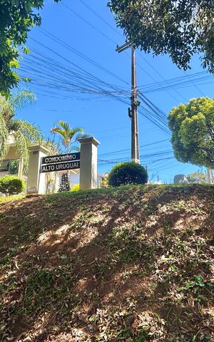 Casa à venda com 156m², 4 quartos e 2 vagasFachada