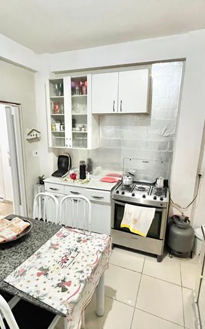 Casa à venda com 120m², 2 quartos e 3 vagas Casa à venda com 120m², 2 quartos e 3 vagasCozinha