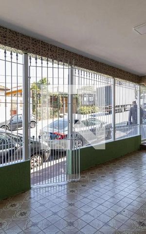 Casa para alugar com 310m², 3 quartos e 5 vagas