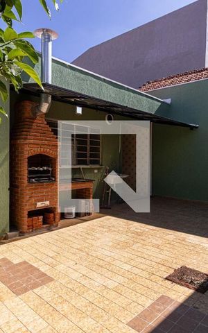 Casa para alugar com 310m², 3 quartos e 5 vagas