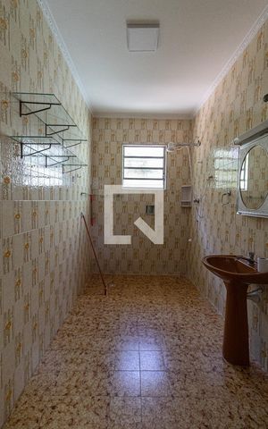 Casa para alugar com 310m², 3 quartos e 5 vagas