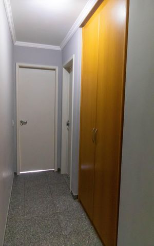 Apartamento à venda com 105m², 4 quartos e 2 vagas Apartamento à venda com 105m², 4 quartos e 2 vagasCorredor