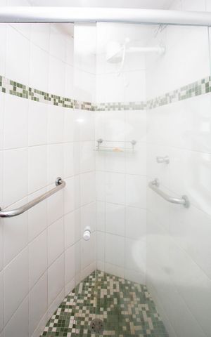 Casa para alugar com 800m², 3 quartos e 5 vagasBanheiro Social
