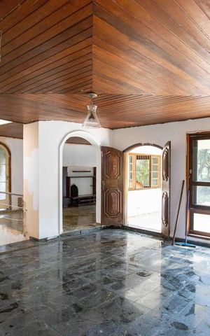 Casa para alugar com 800m², 3 quartos e 5 vagasSala de TV