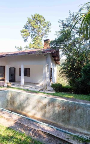 Casa para alugar com 800m², 3 quartos e 5 vagasPiscina