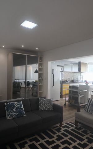 Apartamento para alugar com 200m², 4 quartos e 1 vaga Apartamento para alugar com 200m², 4 quartos e 1 vagaSala
