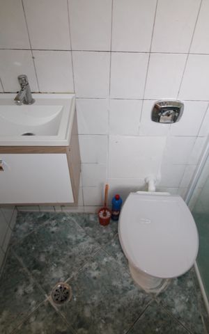 Casa à venda com 380m², 3 quartos e 1 vagaBanheiro da Suíte 2