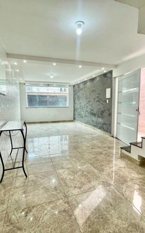 Casa à venda com 160m², 3 quartos e 2 vagas