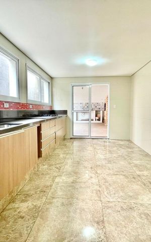 Casa à venda com 160m², 3 quartos e 2 vagas