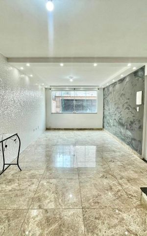 Casa à venda com 160m², 3 quartos e 2 vagas