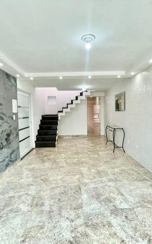 Casa à venda com 160m², 3 quartos e 2 vagas