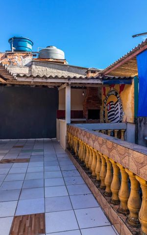 Casa à venda com 120m², 1 quarto e sem vagaÁrea externa