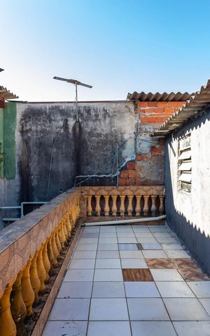 Casa à venda com 120m², 1 quarto e sem vagaÁrea externa