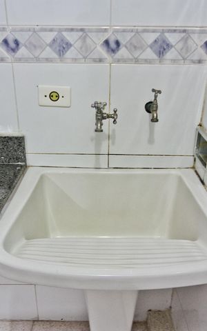 Casa para alugar com 70m², 2 quartos e sem vaga Casa para alugar com 70m², 2 quartos e sem vagaÁrea de Serviço