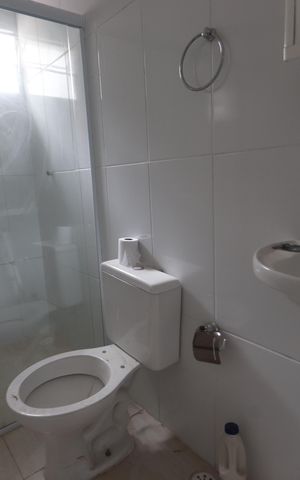 Casa à venda com 125m², 2 quartos e 2 vagasBanheiro da Suíte