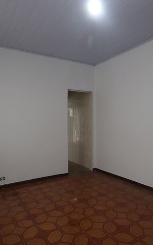 Casa à venda com 125m², 2 quartos e 2 vagasSala
