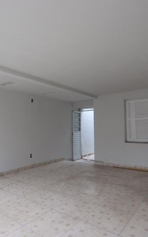 Casa à venda com 125m², 2 quartos e 2 vagasGaragem