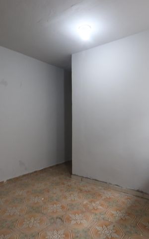 Casa à venda com 125m², 2 quartos e 2 vagasSuíte