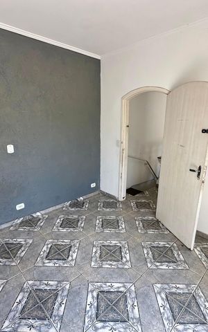 Casa para alugar com 250m², 2 quartos e 10 vagas Casa para alugar com 250m², 2 quartos e 10 vagasSuíte