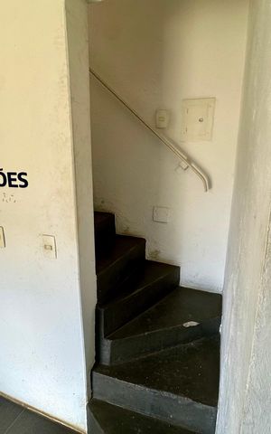 Casa para alugar com 250m², 2 quartos e 10 vagas Casa para alugar com 250m², 2 quartos e 10 vagasSala