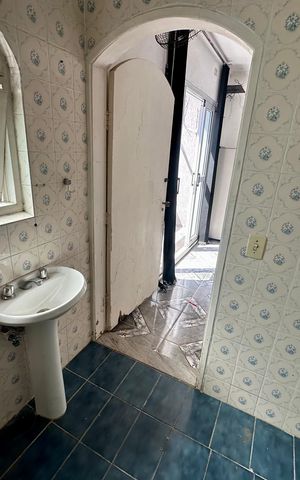 Casa para alugar com 250m², 2 quartos e 10 vagas Casa para alugar com 250m², 2 quartos e 10 vagasBanheiro da Suíte