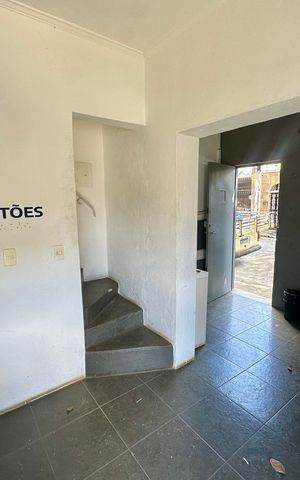 Casa para alugar com 250m², 2 quartos e 10 vagas Casa para alugar com 250m², 2 quartos e 10 vagasSala