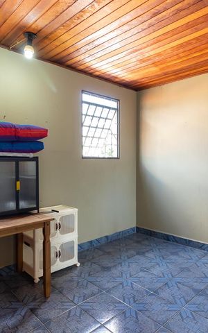Casa à venda com 155m², 3 quartos e 2 vagasEscritório