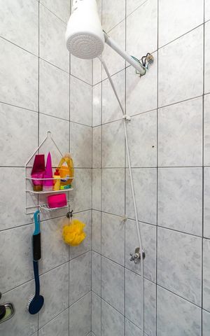 Casa à venda com 155m², 3 quartos e 2 vagasBanheiro da Suíte