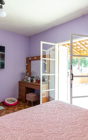 Casa à venda com 155m², 3 quartos e 2 vagasQuarto 1