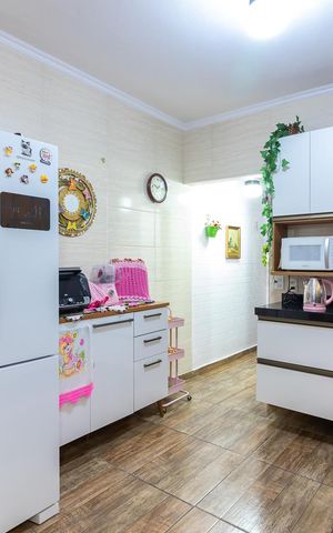Casa à venda com 155m², 3 quartos e 2 vagasCozinha