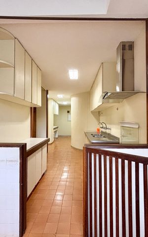 Apartamento para alugar com 180m², 4 quartos e 1 vaga Apartamento para alugar com 180m², 4 quartos e 1 vagaCozinha