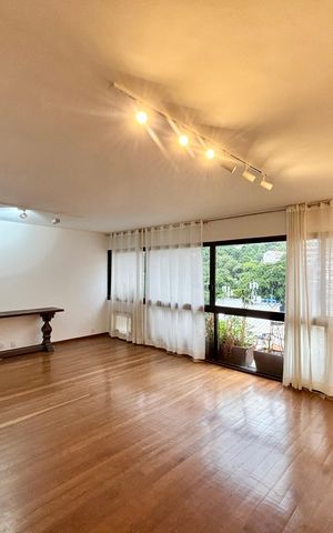 Apartamento para alugar com 180m², 4 quartos e 1 vaga Apartamento para alugar com 180m², 4 quartos e 1 vagaSala