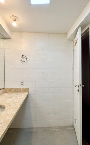 Apartamento para alugar com 180m², 4 quartos e 1 vaga Apartamento para alugar com 180m², 4 quartos e 1 vagaSuíte - banheiro