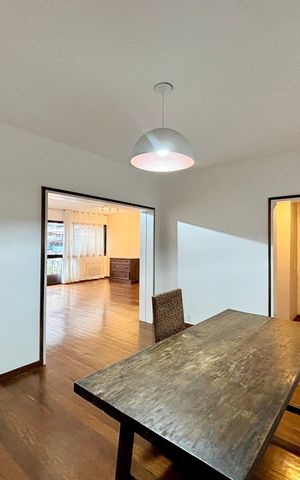 Apartamento para alugar com 180m², 4 quartos e 1 vaga Apartamento para alugar com 180m², 4 quartos e 1 vagaSala de jantar