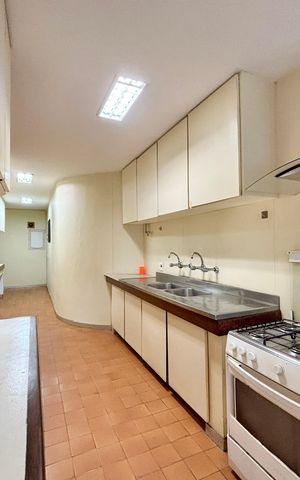 Apartamento para alugar com 180m², 4 quartos e 1 vaga Apartamento para alugar com 180m², 4 quartos e 1 vagaCozinha